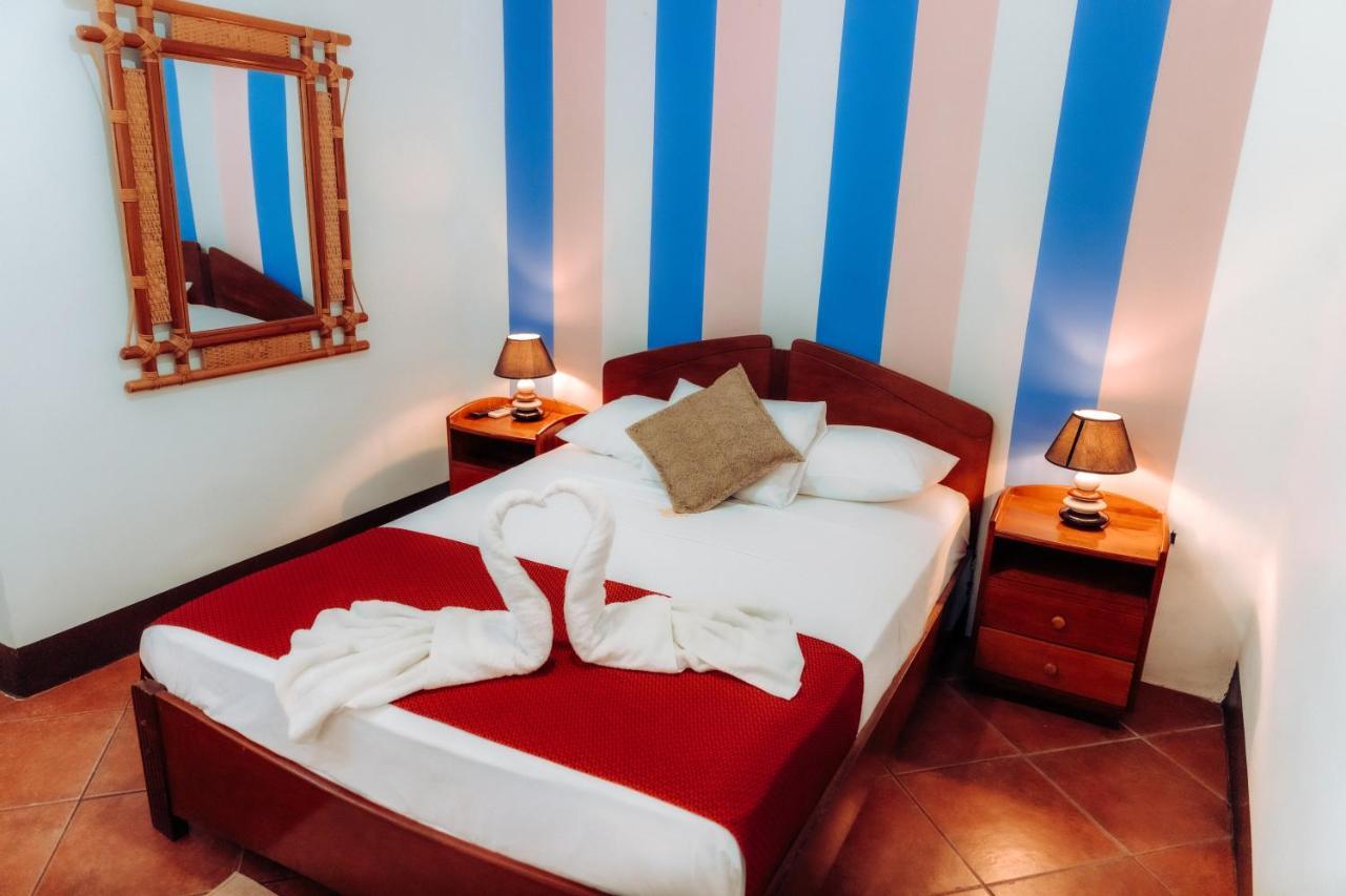 El Cauchero Hotel Iquitos Exteriör bild