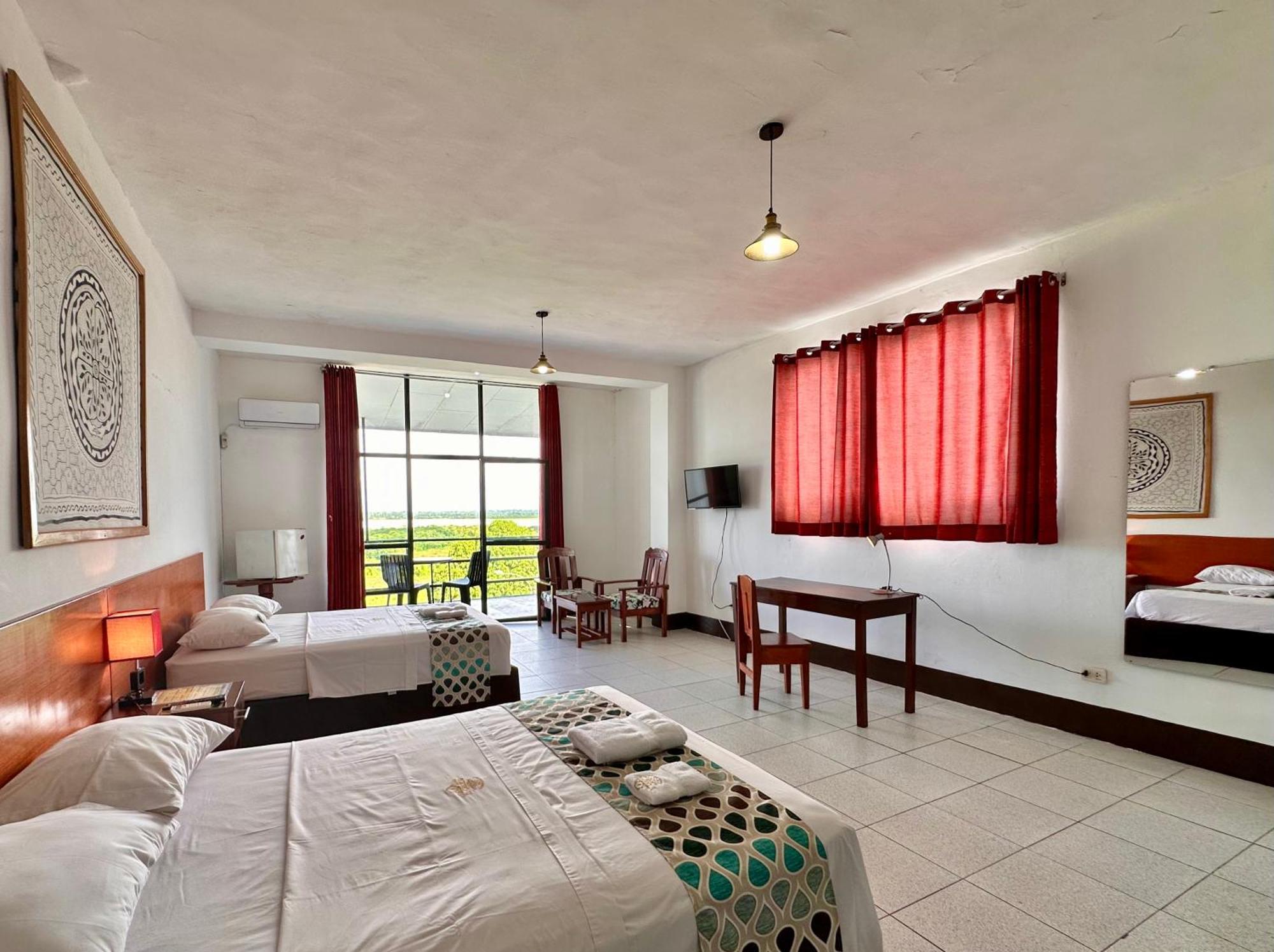 El Cauchero Hotel Iquitos Exteriör bild
