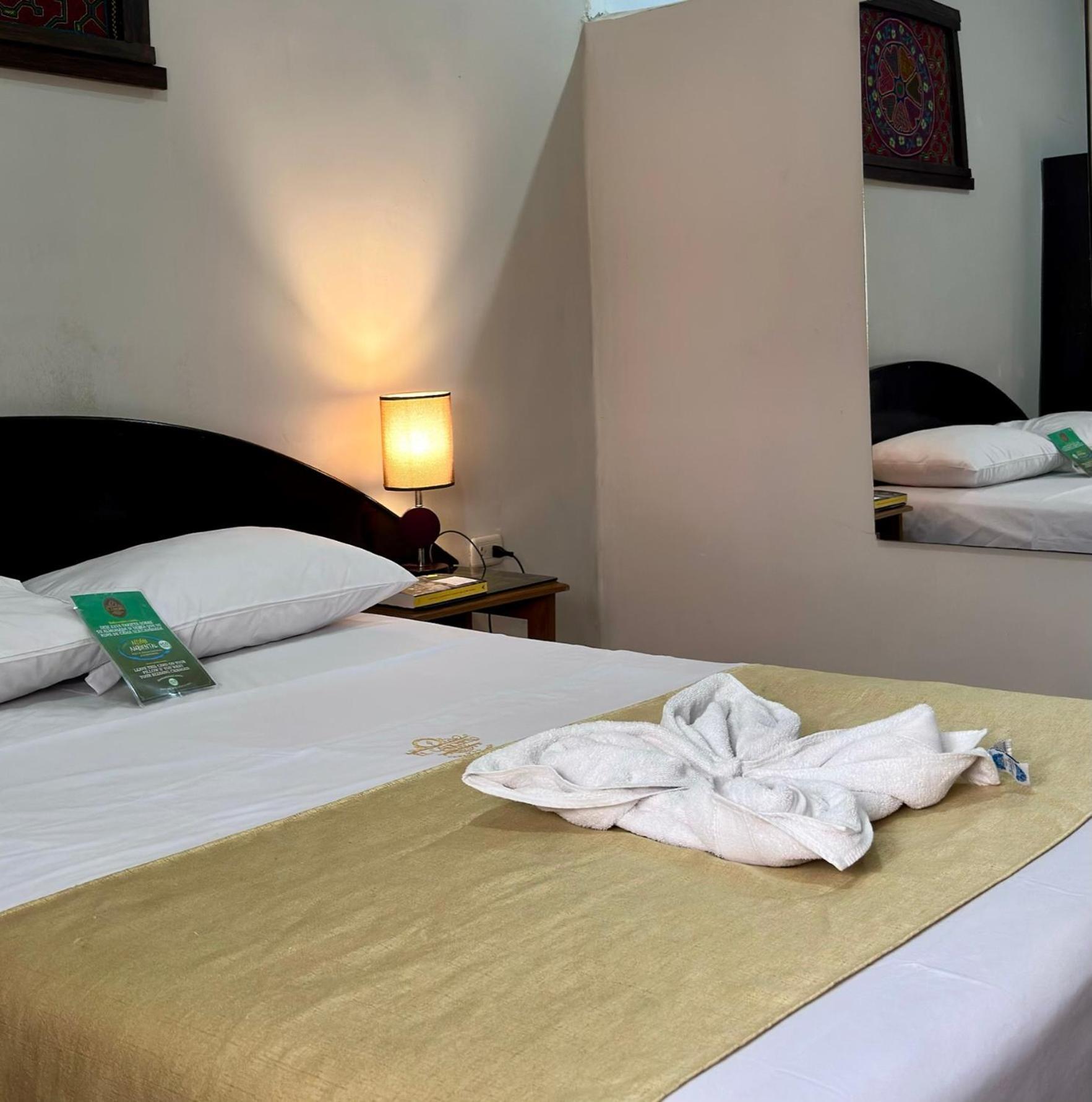 El Cauchero Hotel Iquitos Exteriör bild
