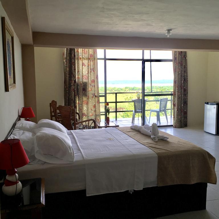 El Cauchero Hotel Iquitos Exteriör bild