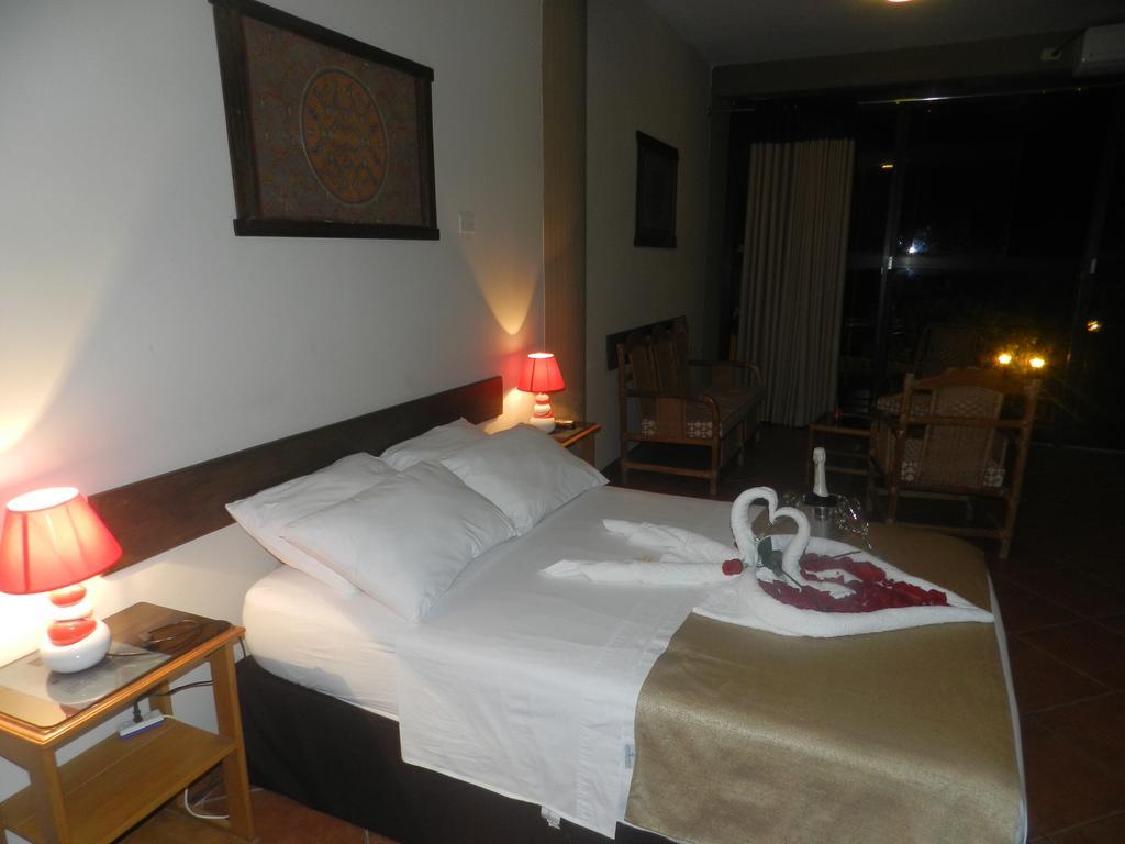 El Cauchero Hotel Iquitos Exteriör bild